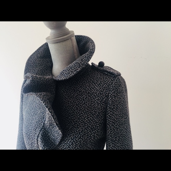 Valentino Jackets & Blazers - Valentino Trench Coat Size 4